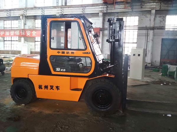 叉車噴漆